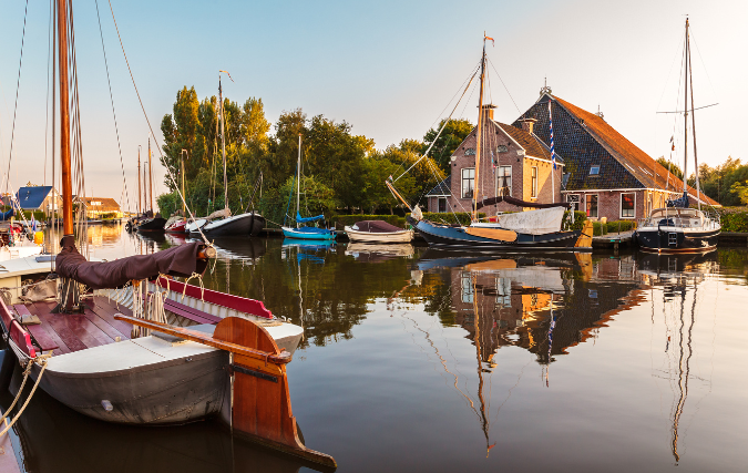Ontdek de magie van Friesland op het water